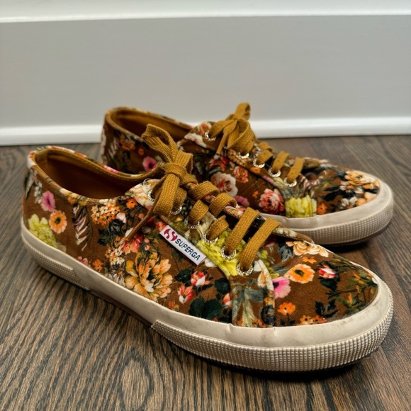 Superga 2750 Velvet Floral Lace Up Sneakers size 8 - Picture 1 of 7
